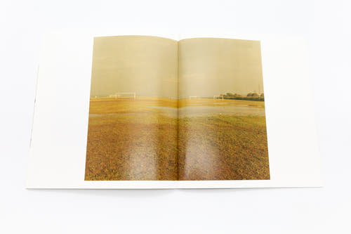 [Pre-order] 復刊 生きている / 佐内正史 [SIGNED]