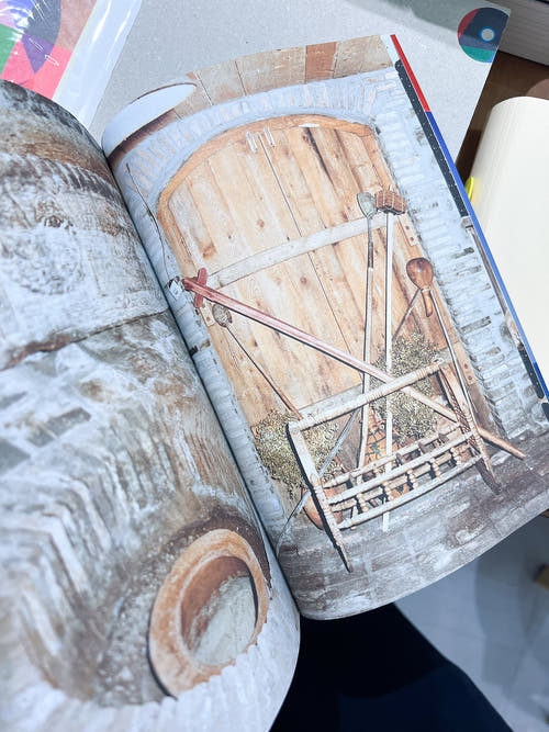 APARTAMENTO ISSUE #33 spring/summer 2024