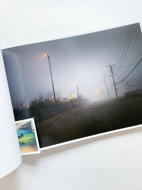 THE END SENDS ADVANCE WARNING / Todd Hido