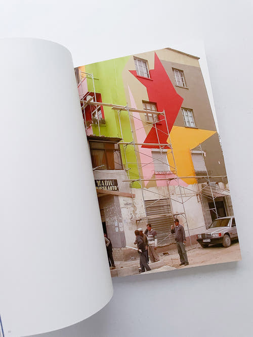 WHY IS COLOUR BETTER THAN GREY / Anri Sala