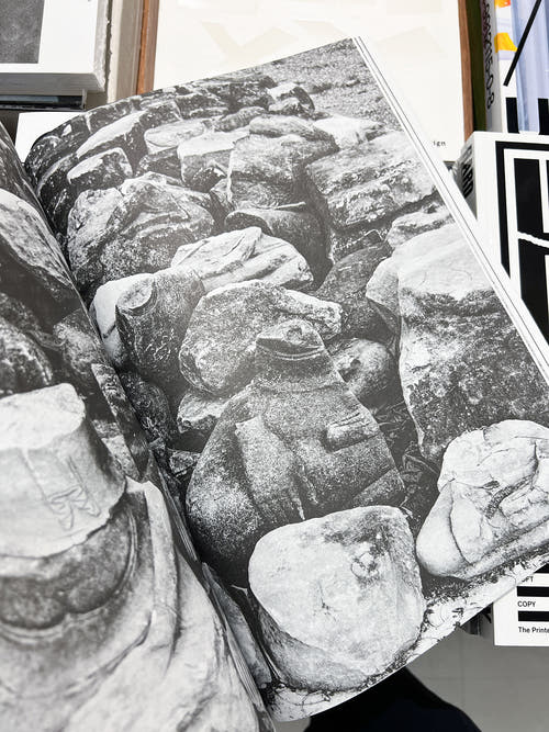 PRESS PAINTINGS  / Sebastian Riemer