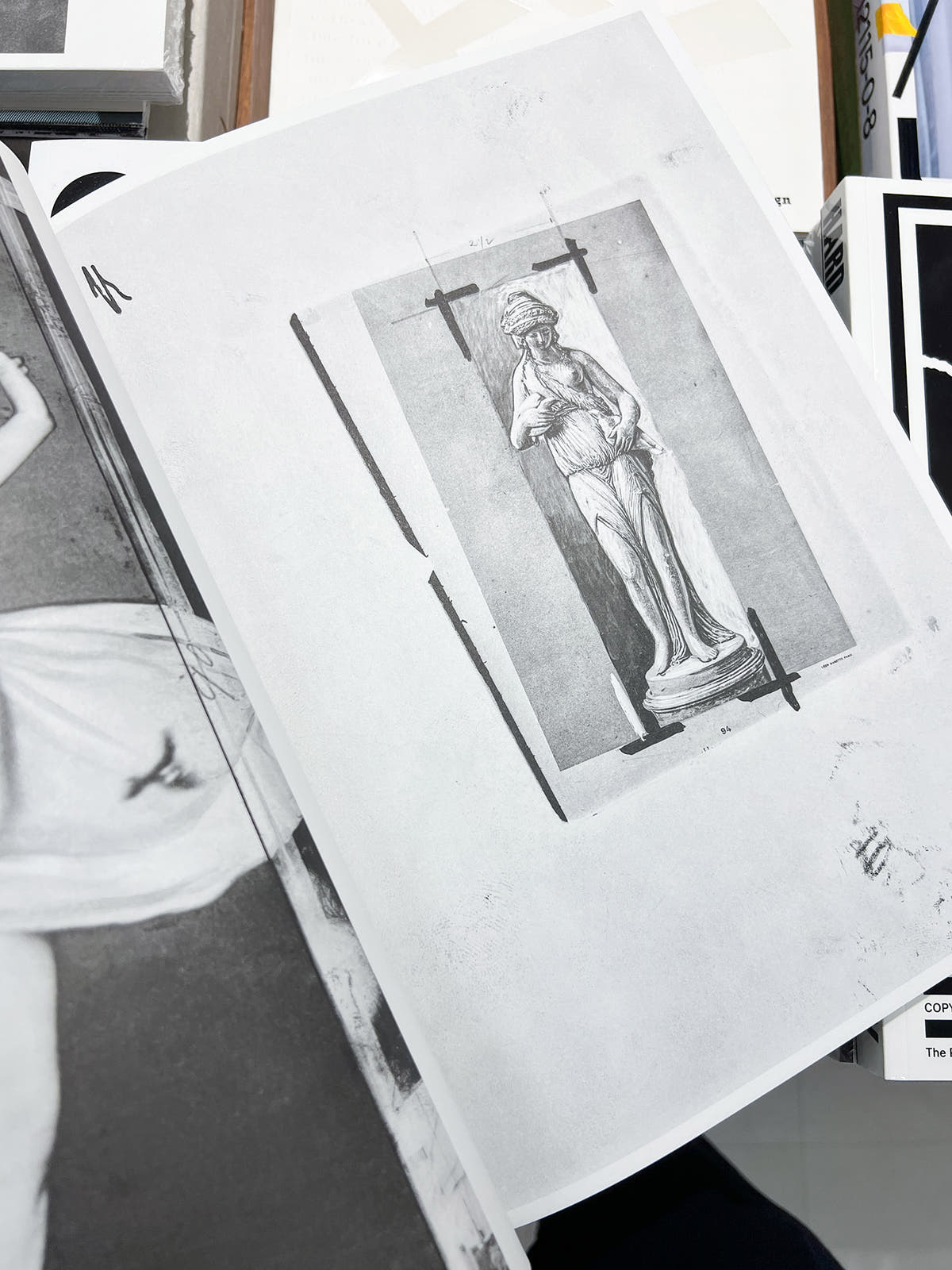 PRESS PAINTINGS  / Sebastian Riemer