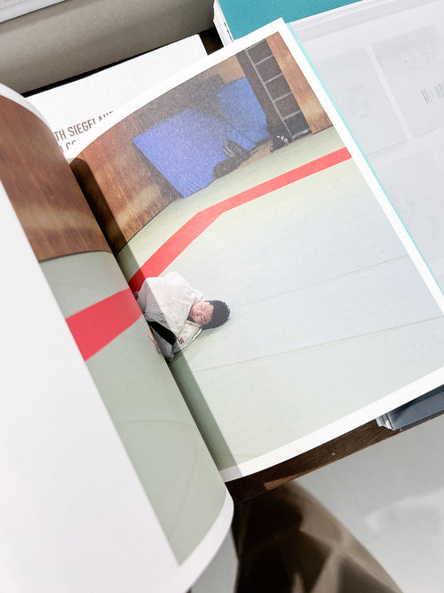 Sumo Judo / Ari Marcopoulos