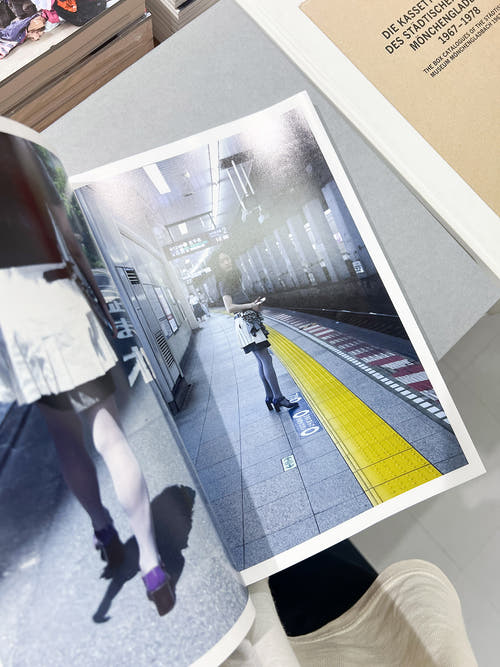 17 / Takashi Homma