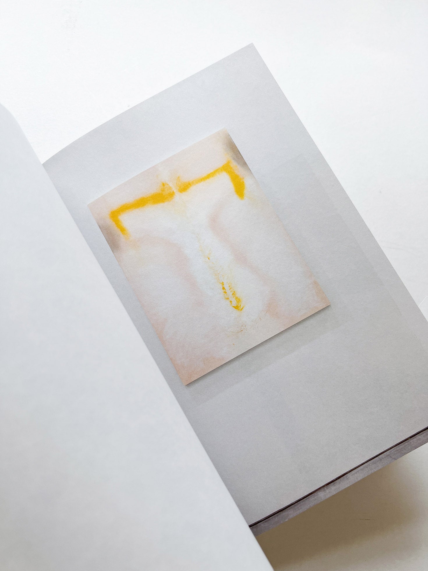 Handle with Care / Soh Souen