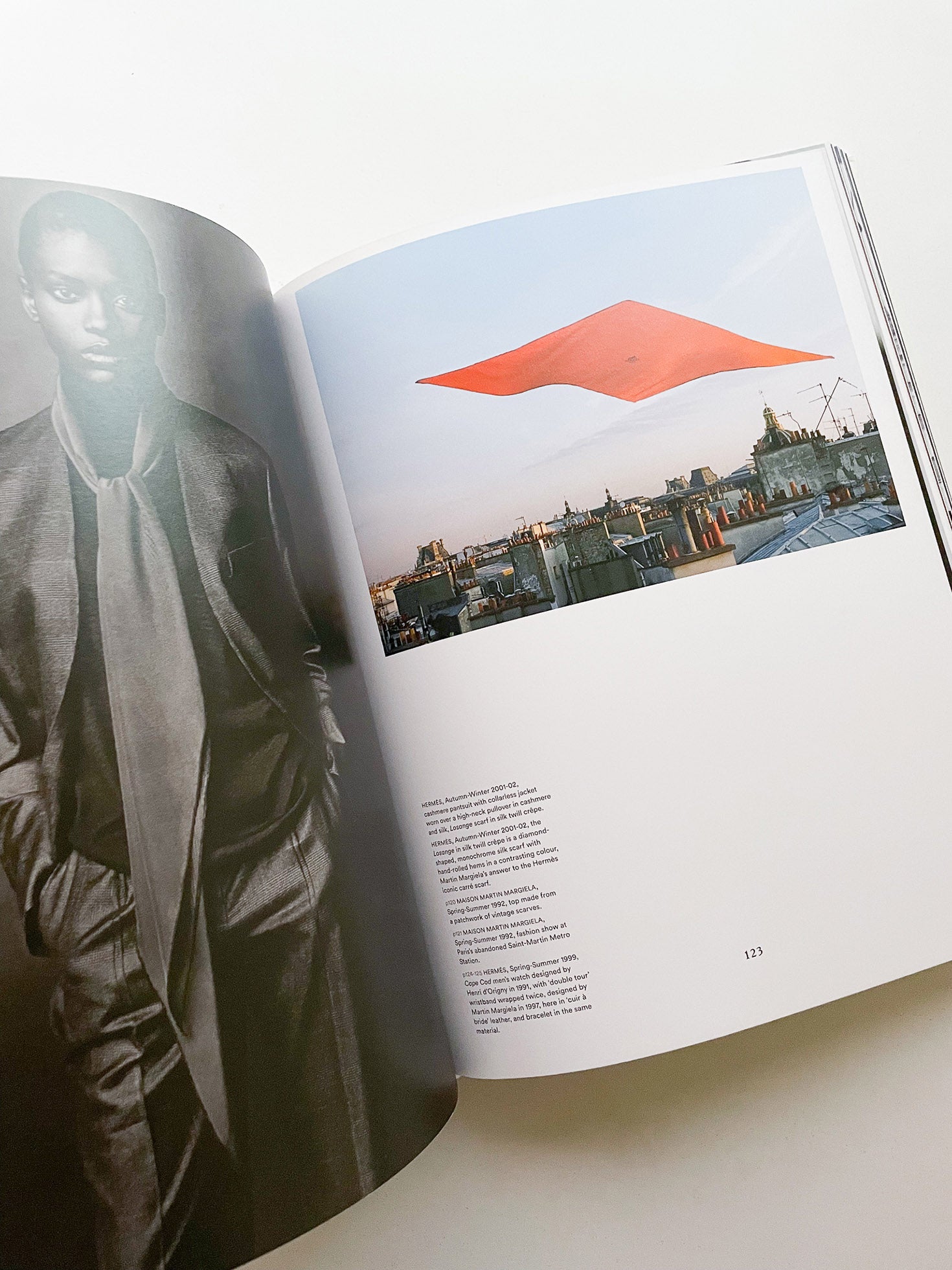 MARGIELA, THE HERMÈS YEARS / Martin Margiela - 本 屋 青 旗 Ao-Hata