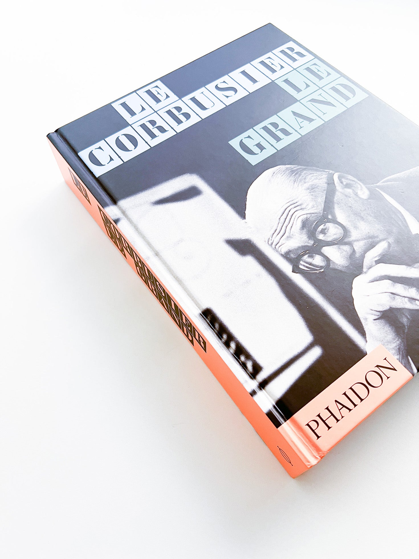 Le Corbusier: Le Grand - 本屋青旗 Ao-Hata Bookstore