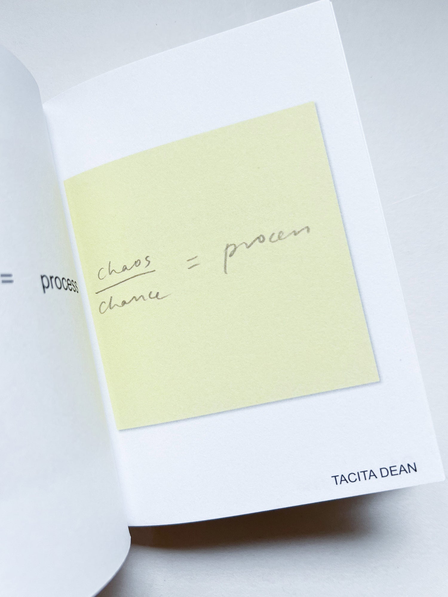 WISH YOU WERE HERE: 111 ARTISTS, 111 NOTES / Hans Ulrich Obrist