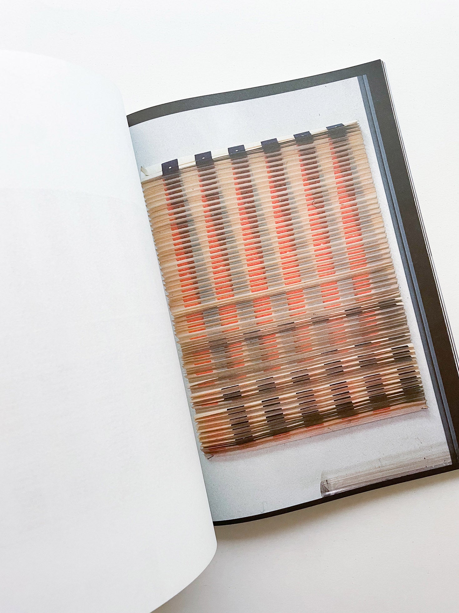Motion / Karel Martens - 本屋青旗 Ao-Hata Bookstore