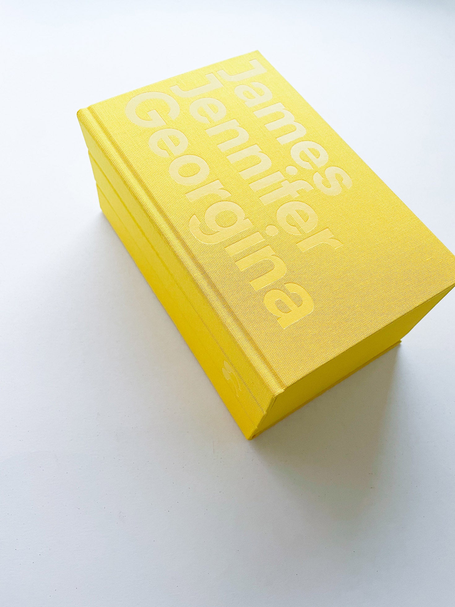 James Jennifer Georgina (The Yellow Book) / Irma Boom