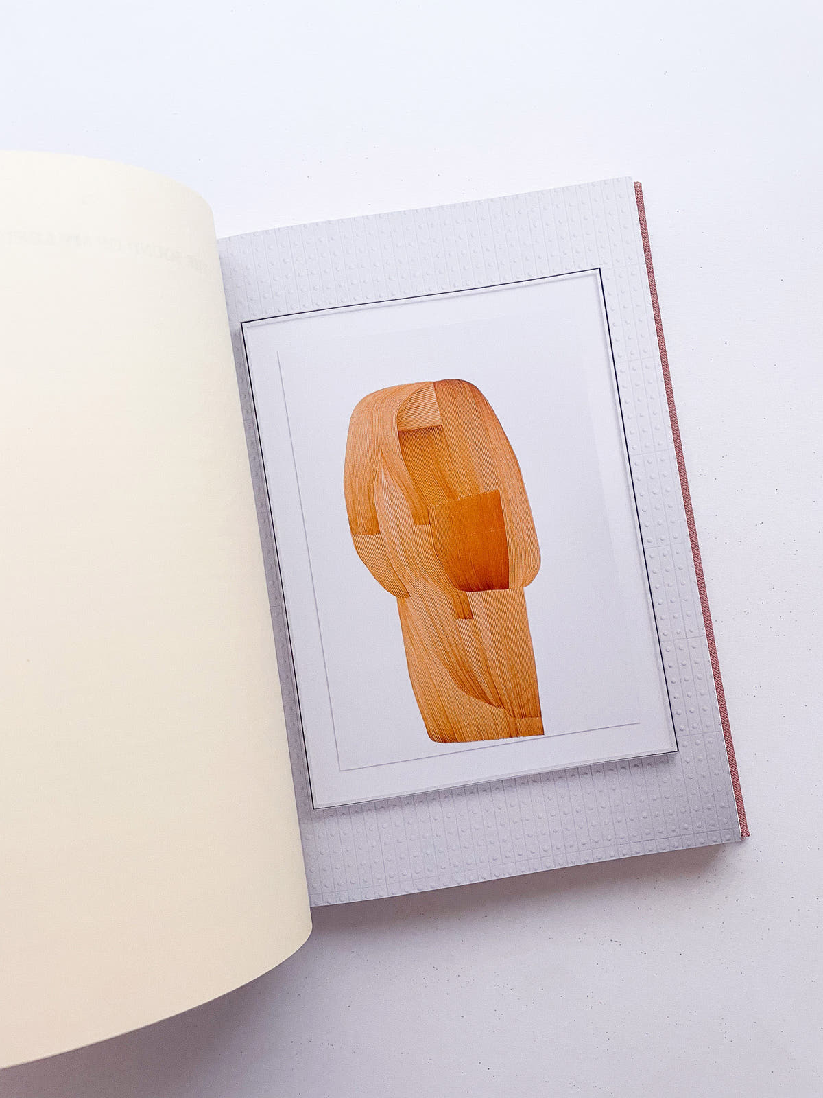 MUT 7 - THE SOUND OF MY LEFT HAND / Ronan Bouroullec