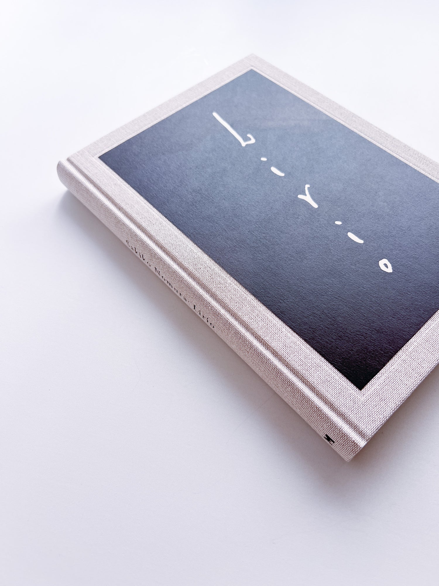 Lirio / Sakiko Nomura [SIGNED]