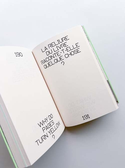 16 MILLIONS DE SIGNES – FROM AND ABOUT BOOKS / Alexandra Midal, Thierry Chancogne