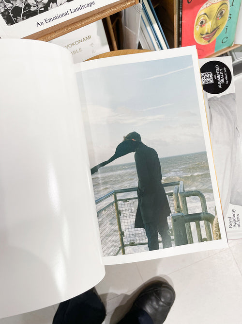 CONOR DONLON / Wolfgang Tillmans