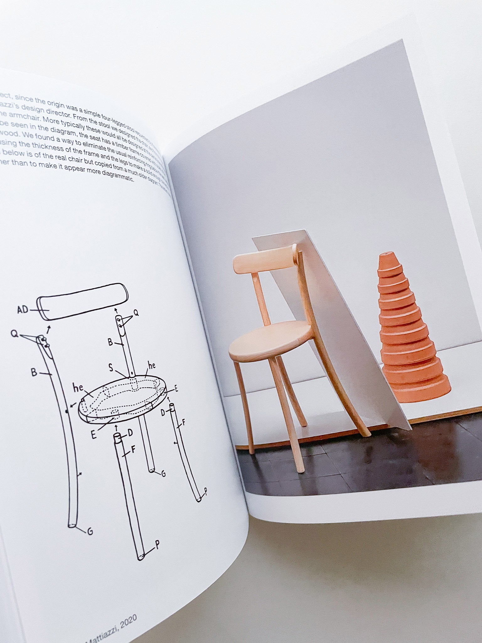 A BOOK OF THINGS / Jasper Morrison - 本屋青旗 Ao-Hata Bookstore