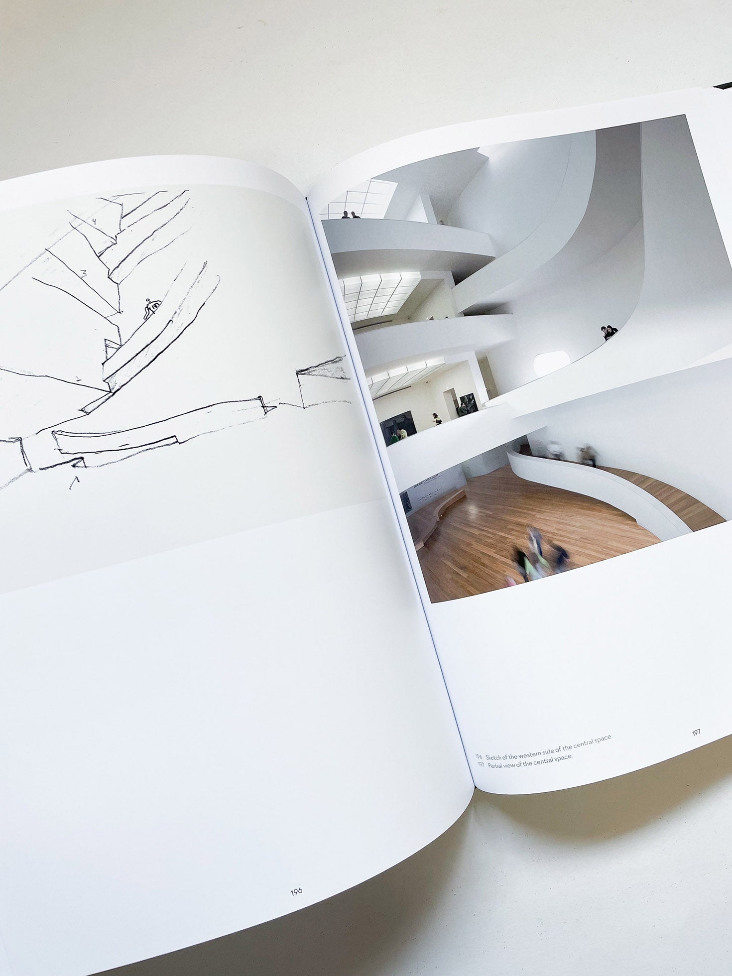 Before / After / Álvaro Siza