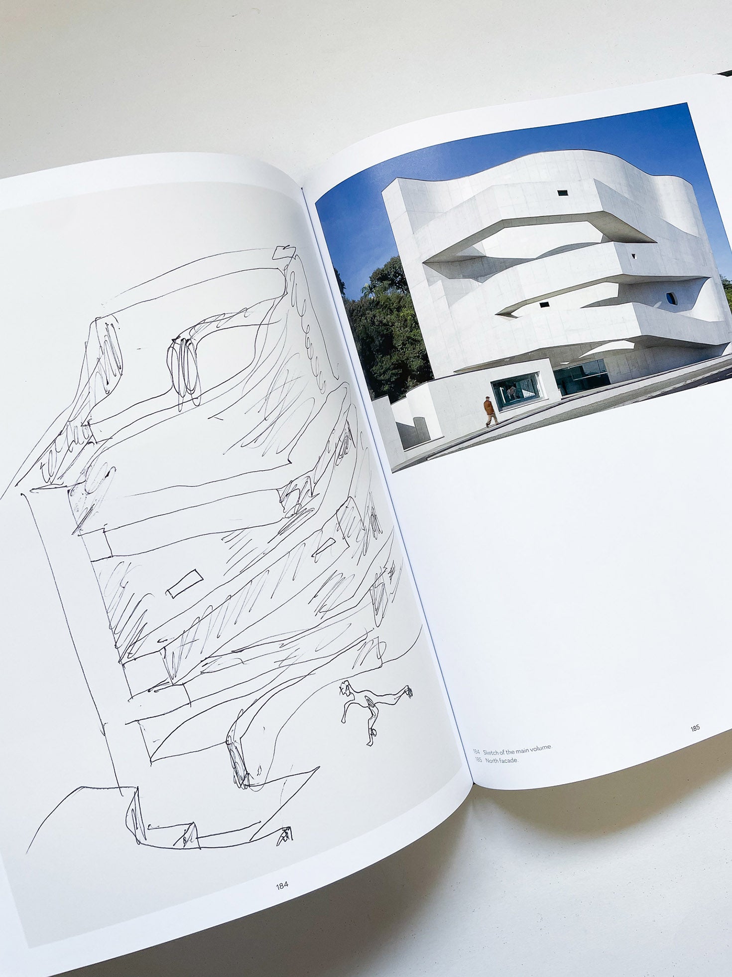 Before / After / Álvaro Siza