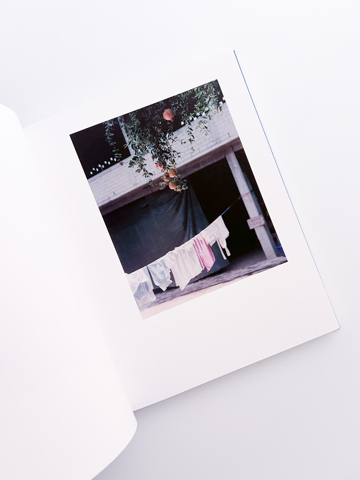 distance / Yusuke Ide