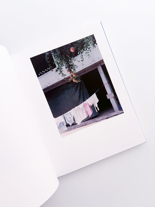 distance / Yusuke Ide