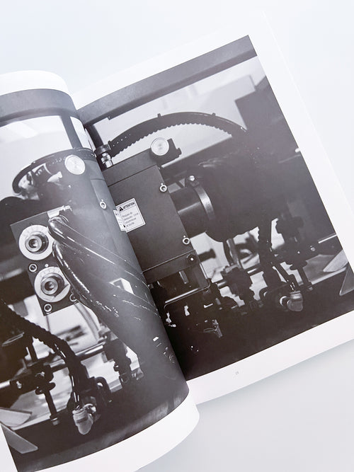 Egg Chain Drips / Daisuke Kano