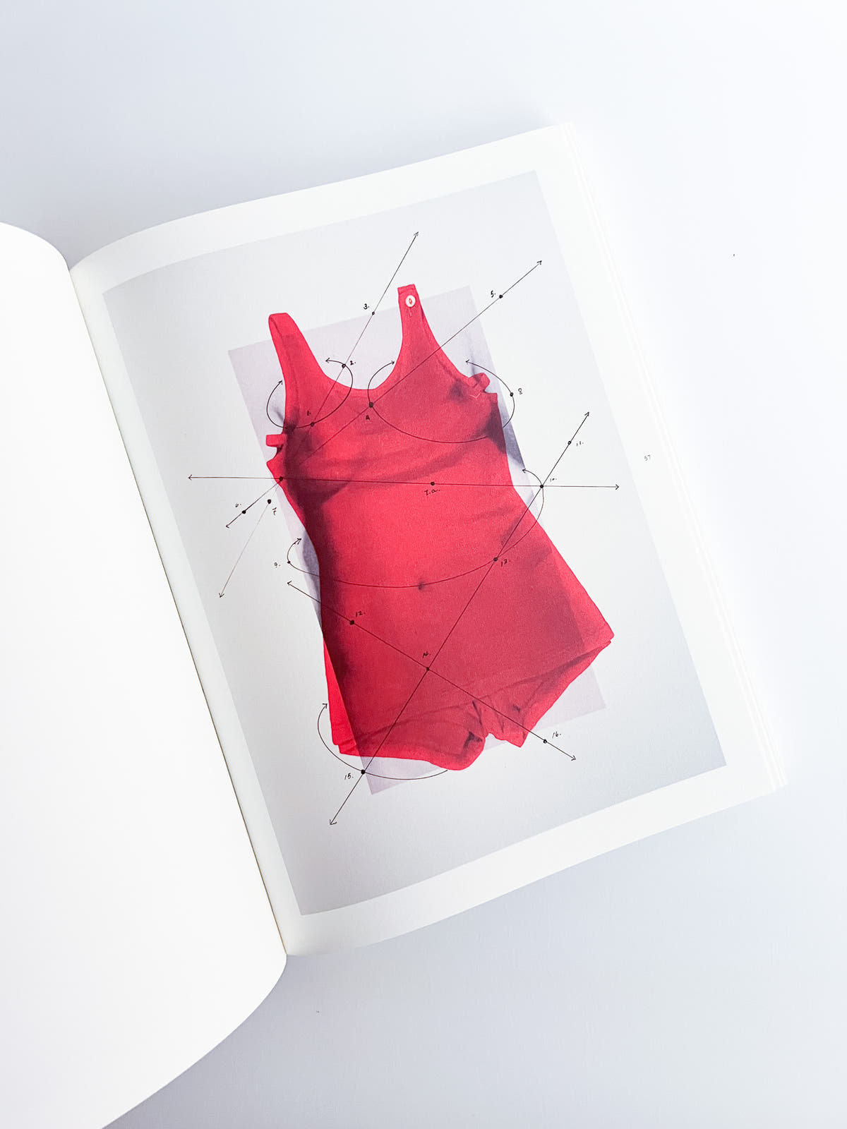APOPHENIA VOLUME 03: In Medias Res / Julie Wolfe