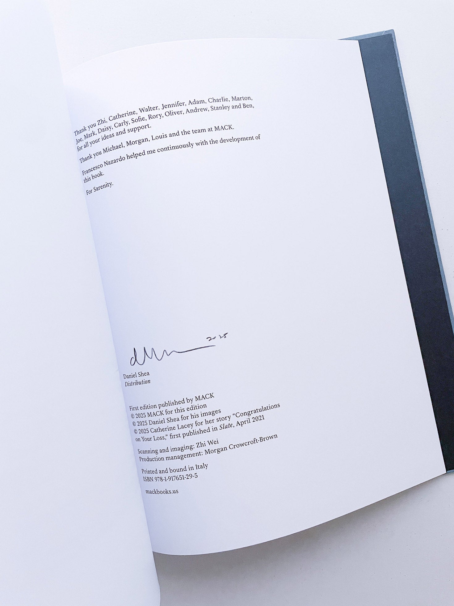 DISTRIBUTION / Daniel Shea [SIGNED]