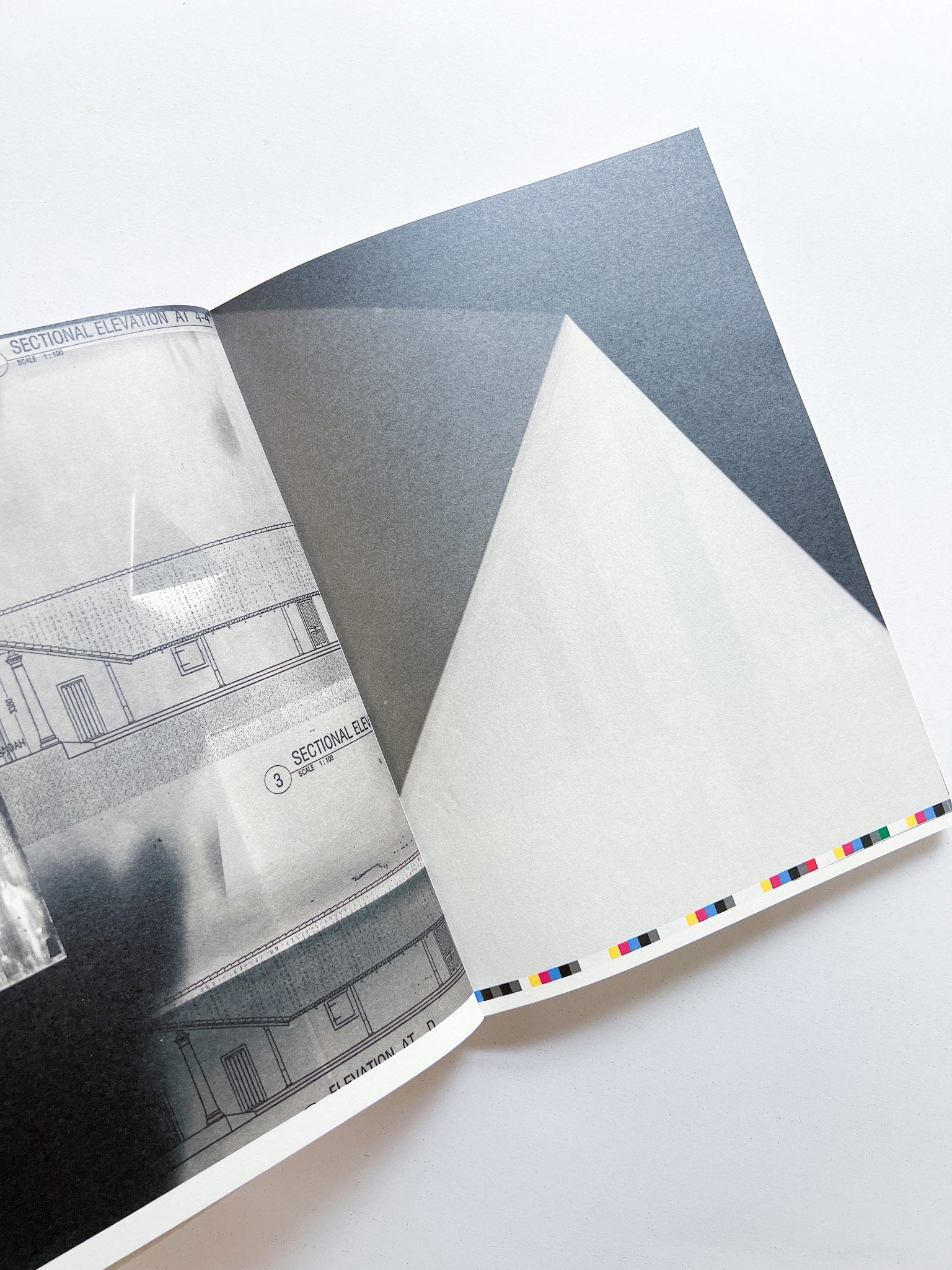 WERK No.34: DOORNBERG GALLE 1712 SRI LANKA [SIGNED] - 本屋青旗 Ao