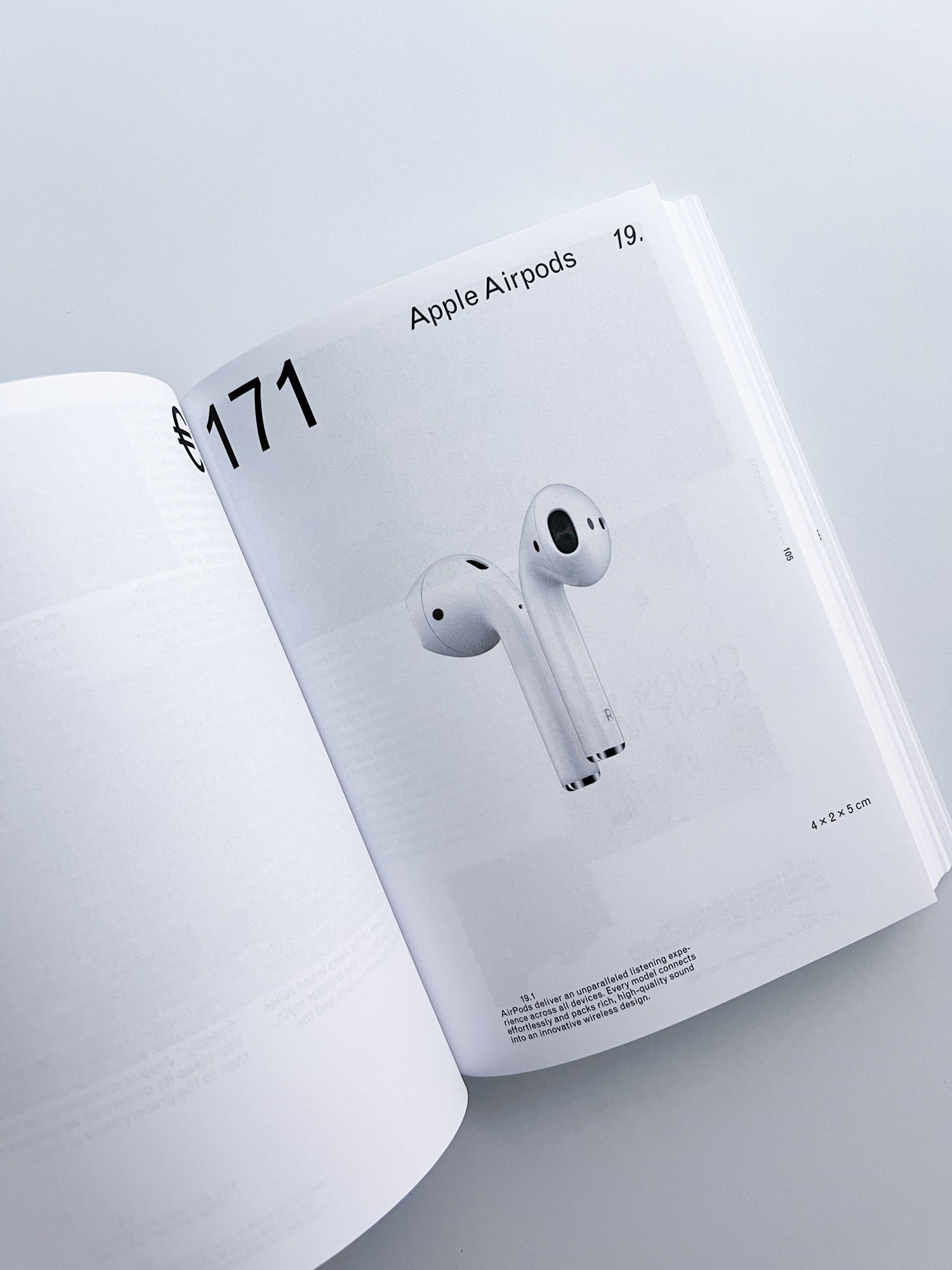 OBJECT-ORIENTED IDENTITY: CULTURAL BELONGINGS FROM OUR RECENT PAST / Zsofia Kollar [SECOND REVISED EDITION]