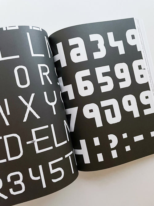 Archeology of Consequent Forms (includes Font License) / Orlando Brunner