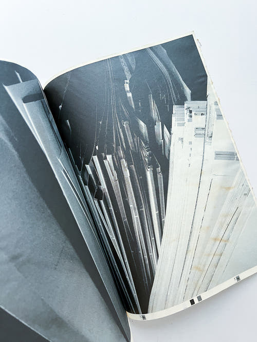 GUERRILLAZINE No.4: Urban Poetry – The Beauty of the Ordinary (2006)
