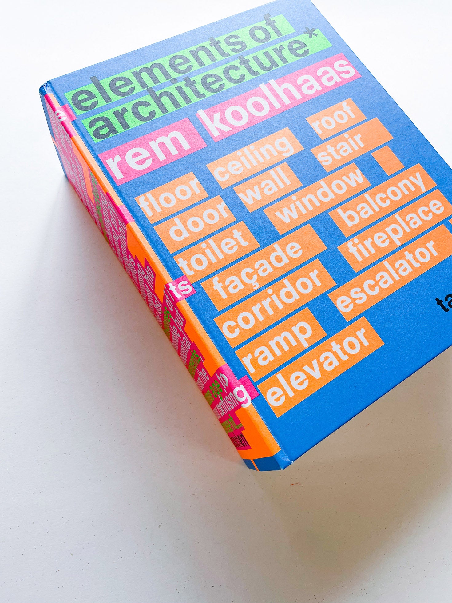 Elements of Architecture / Rem Koolhaas - 本屋青旗 Ao-Hata Bookstore