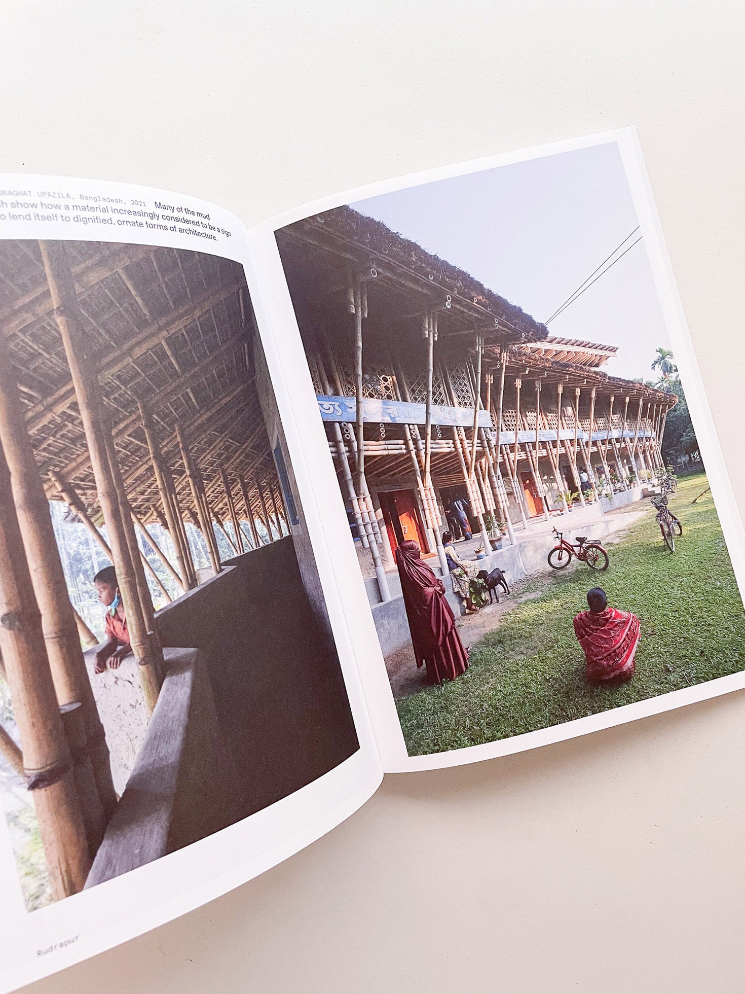 MOMENTS IN ARCHITECTURE / Iwan Baan