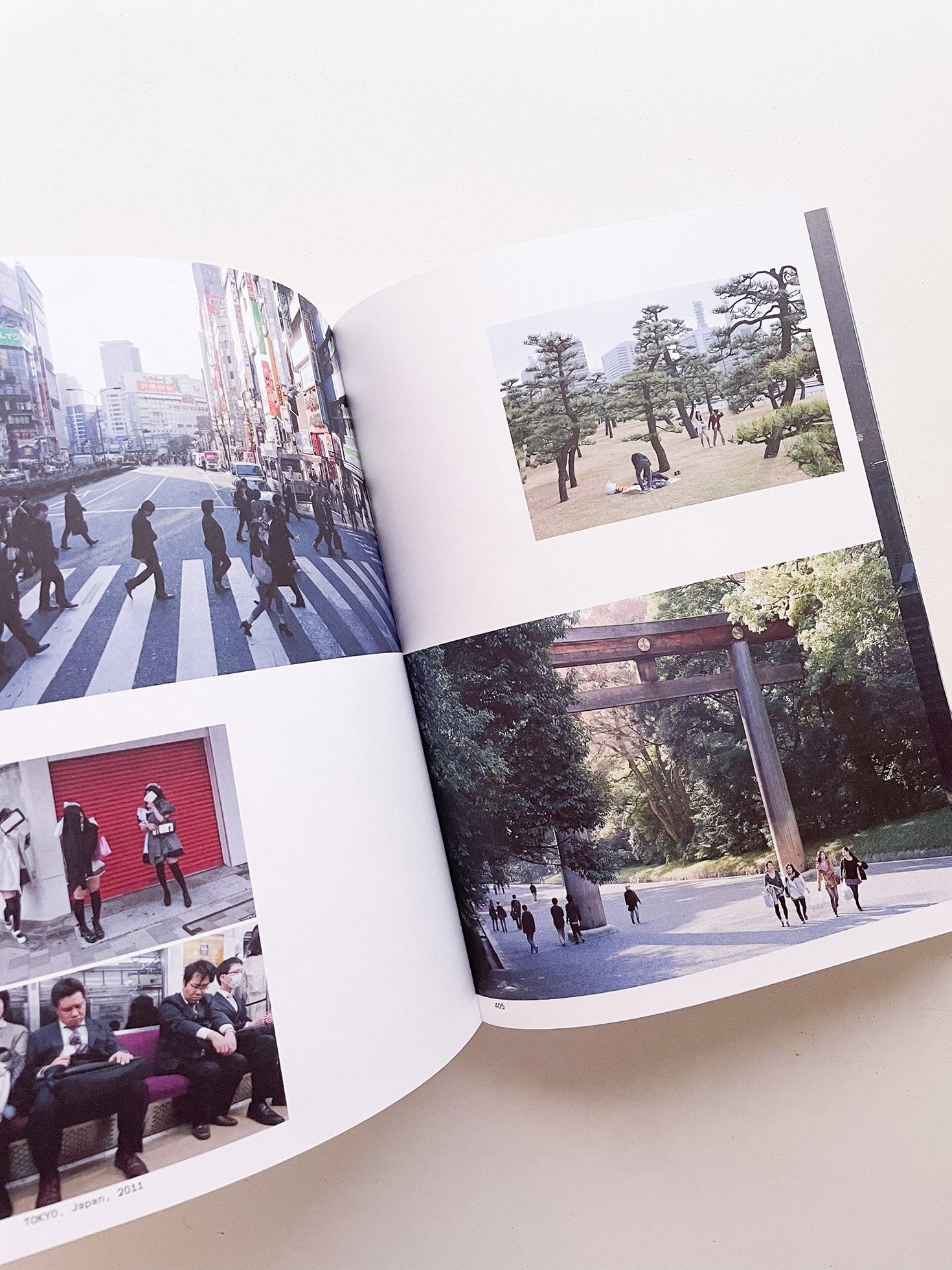 MOMENTS IN ARCHITECTURE / Iwan Baan