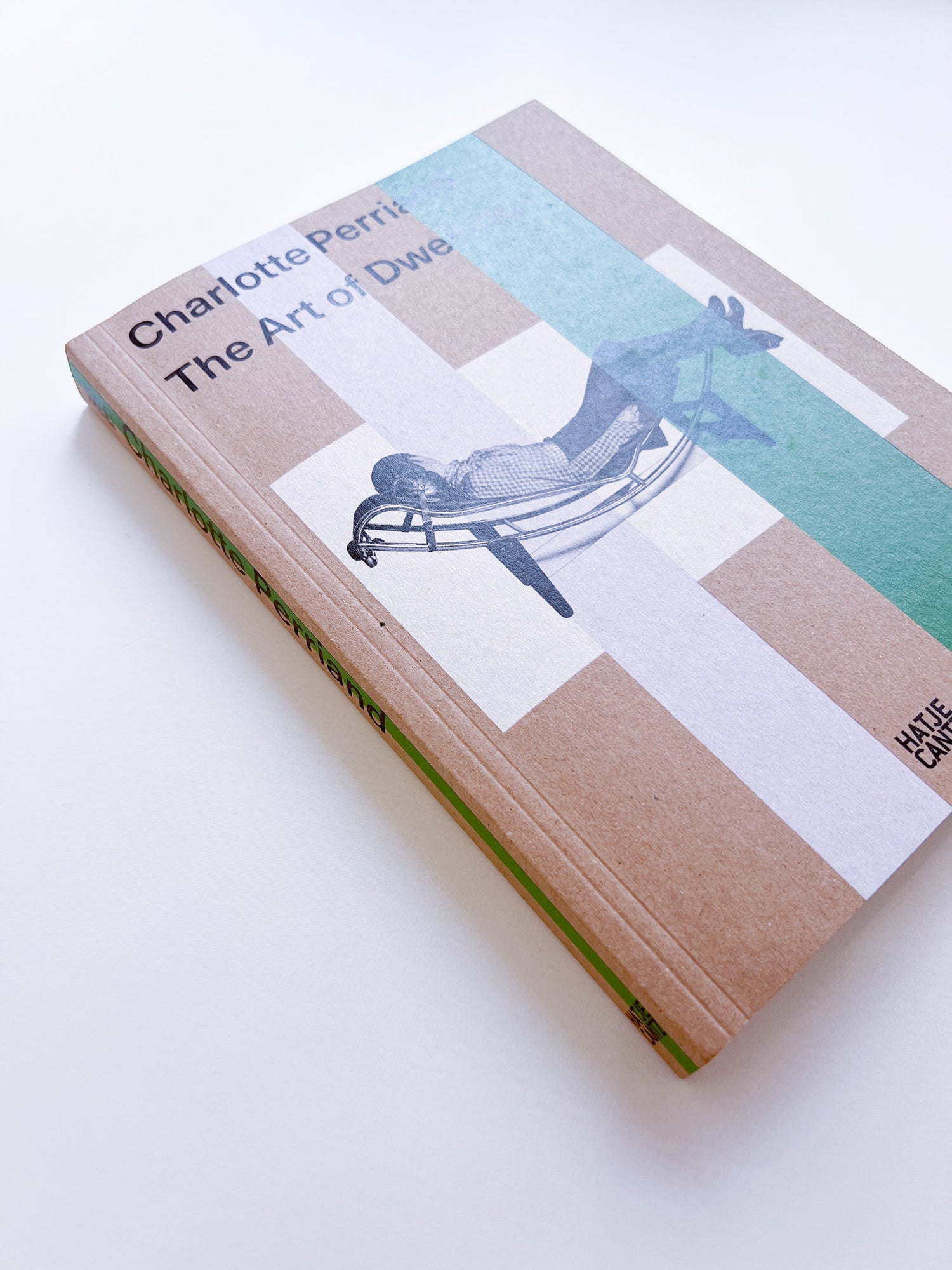 The Art of Dwelling / Charlotte Perriand