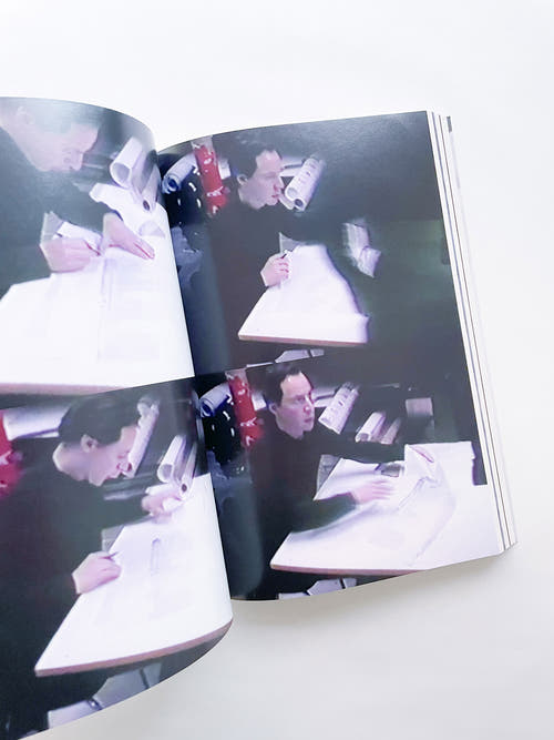 Project Without Form / Holger Schurk
