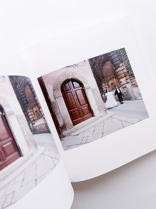 PUGLIA. TRA ALBE E TRAMONTI / Luigi Ghirri