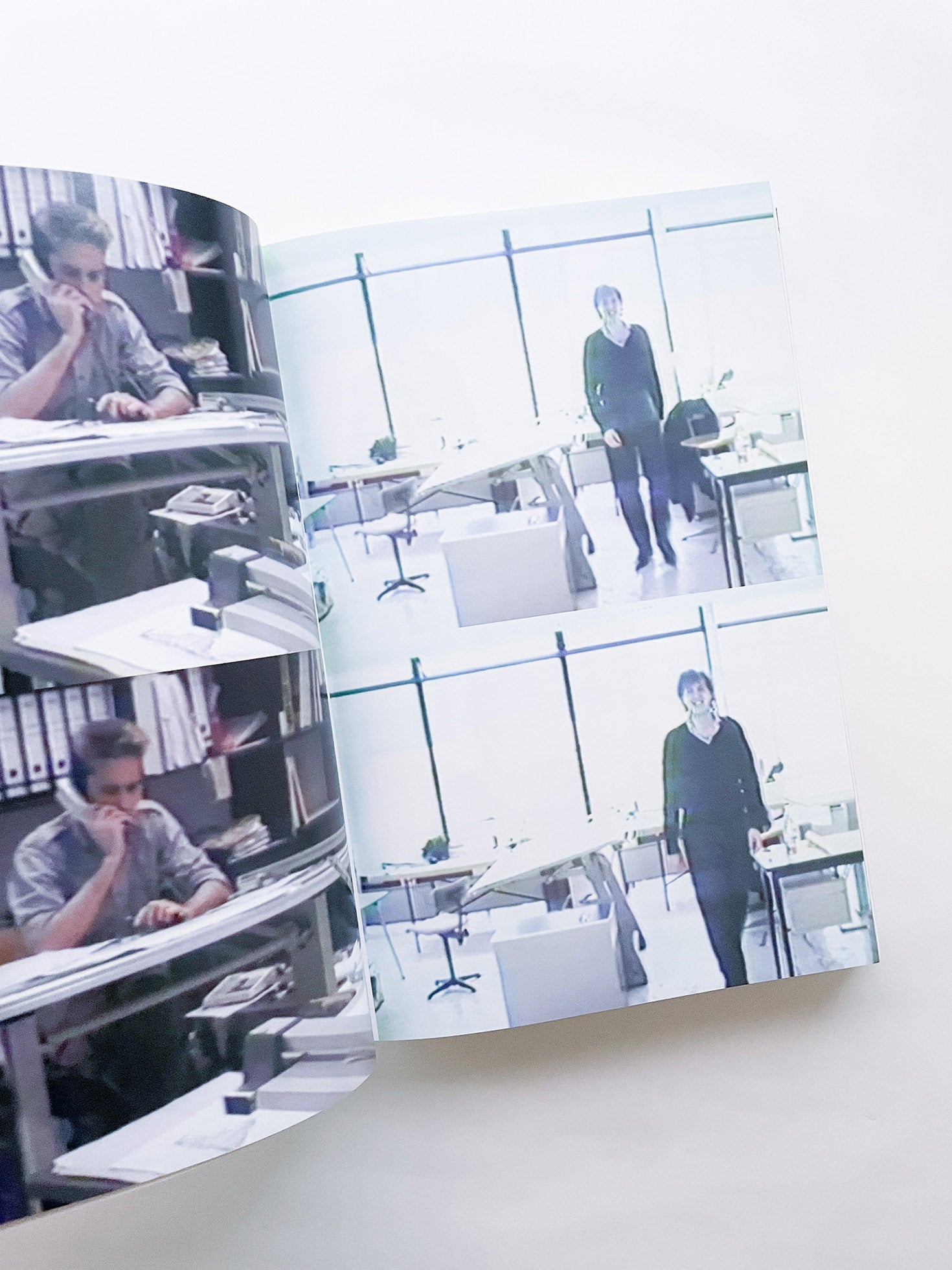 Project Without Form / Holger Schurk - 本屋青旗 Ao-Hata Bookstore