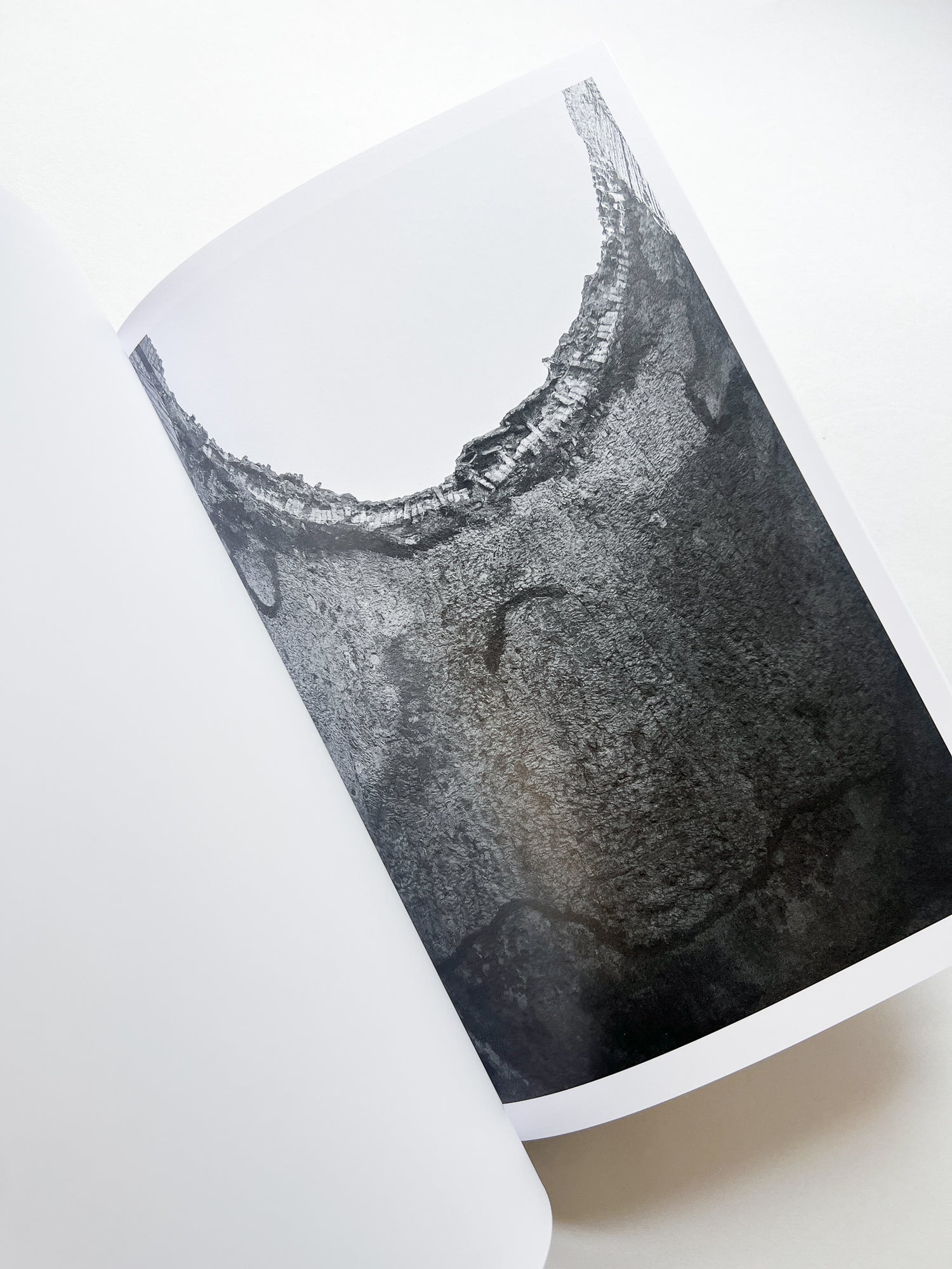 THE PALACE / Mårten Lange [SIGNED]