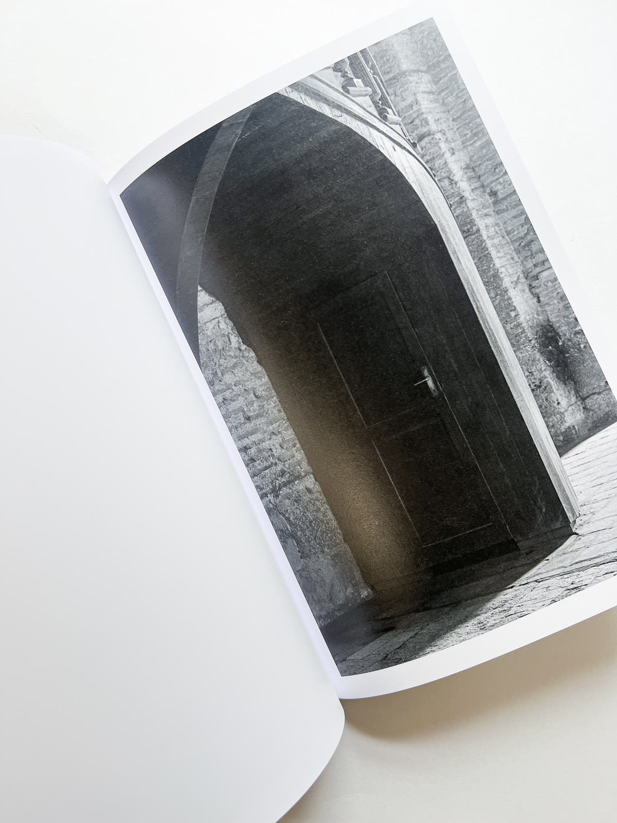 THE PALACE / Mårten Lange [SIGNED]