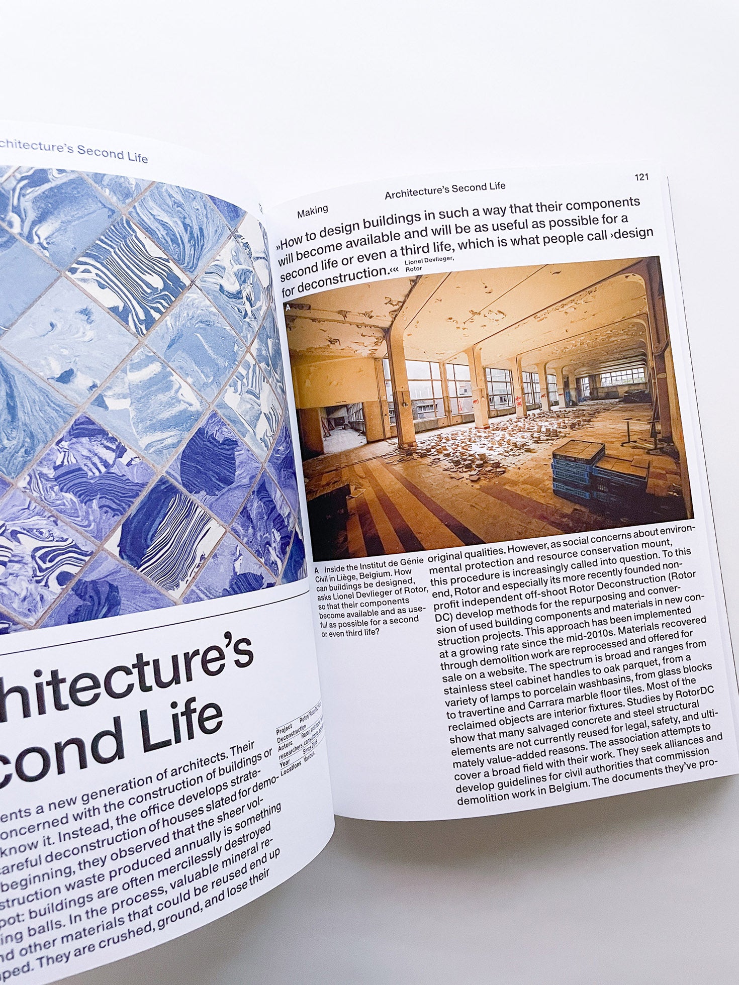 Living the City Of Cities, People and Stories / Lukas Feireiss, Tatjana Schneider, TheGreenEyl