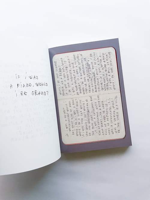 WORDS ON PAPER / Coco Capitán