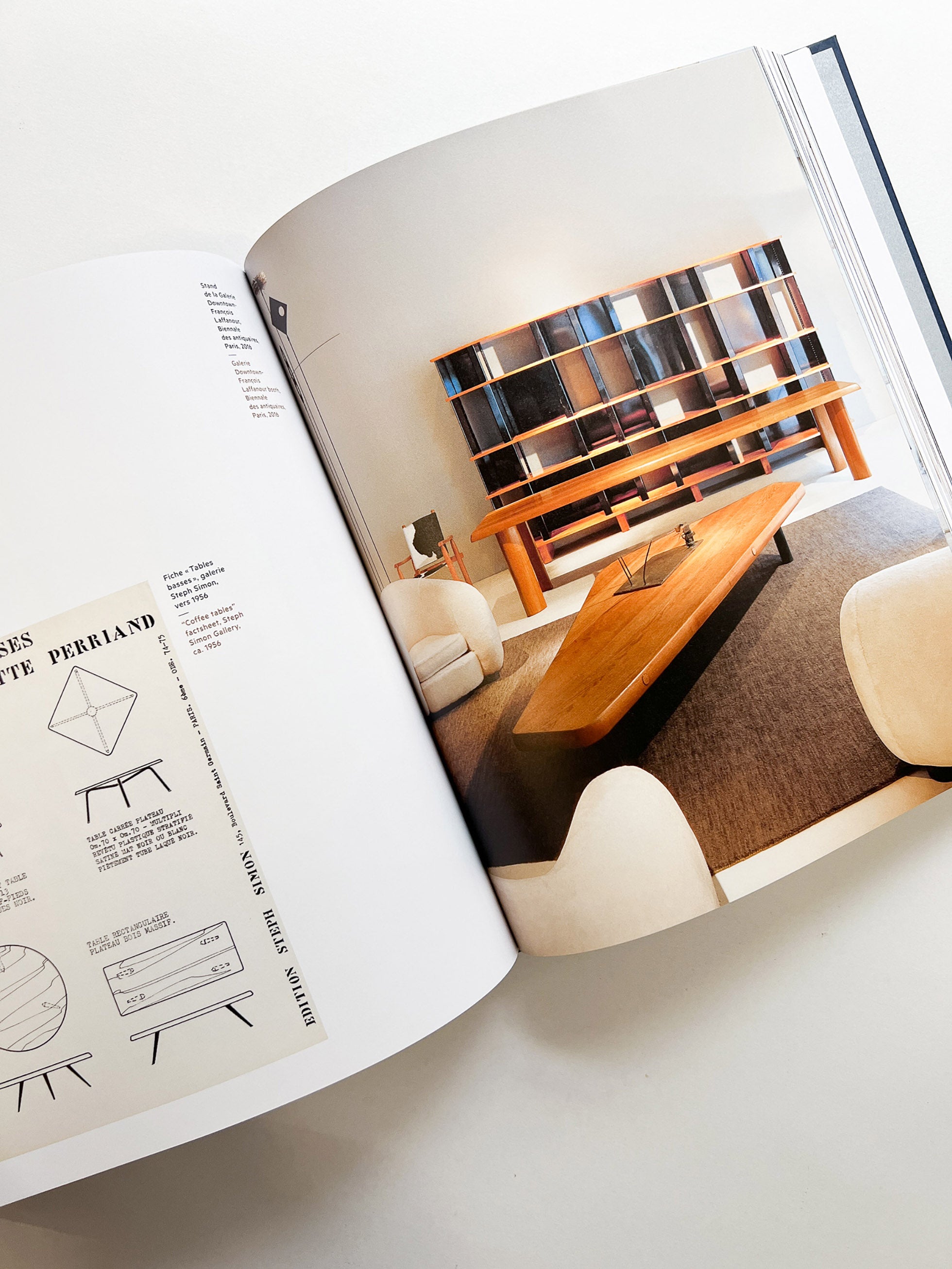 LIVING WITH CHARLOTTE PERRIAND / Charlotte Perriand - 本屋青旗 Ao