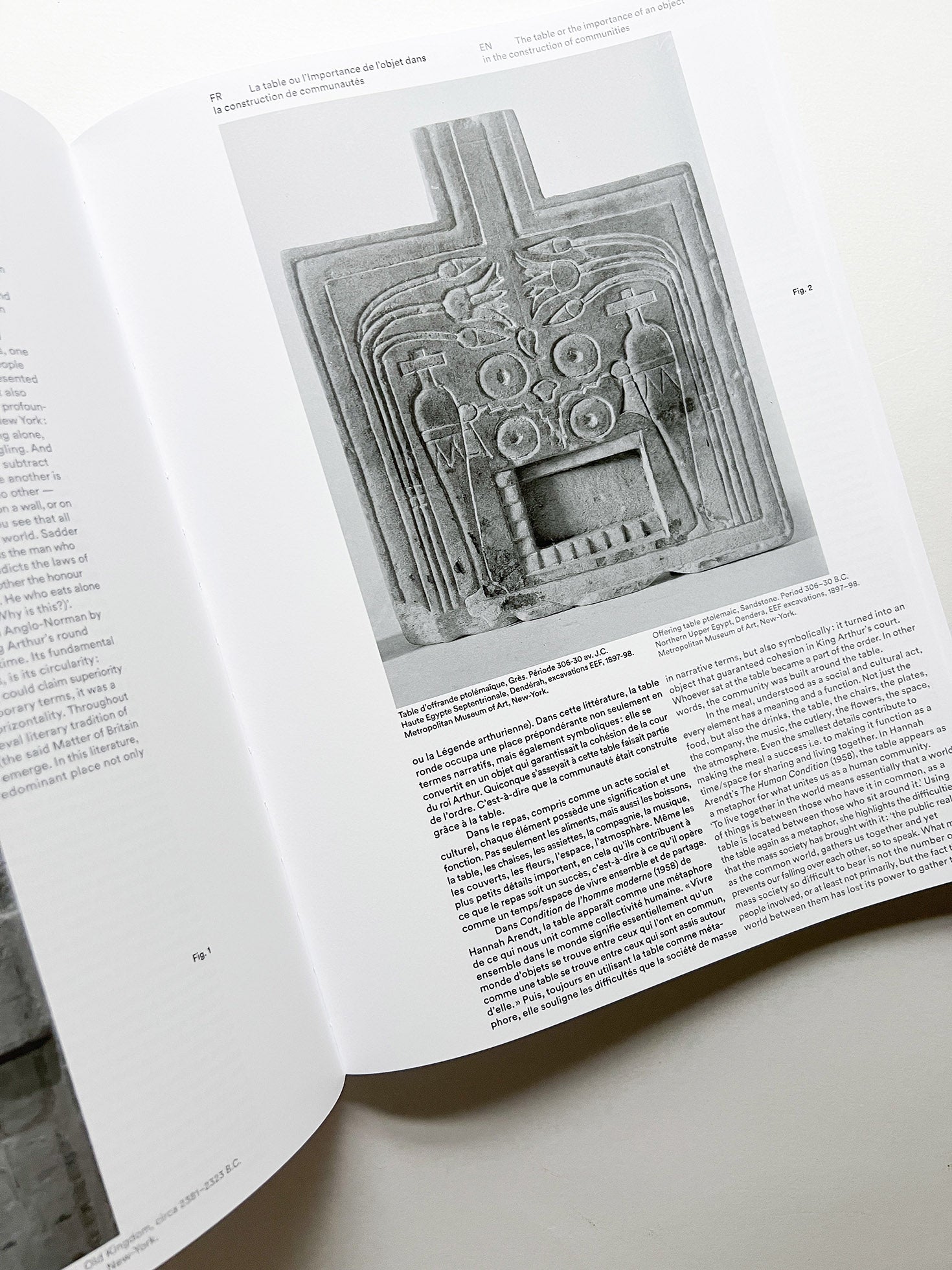 LES TABLES DE MAÏA ET PIERRE PAULIN