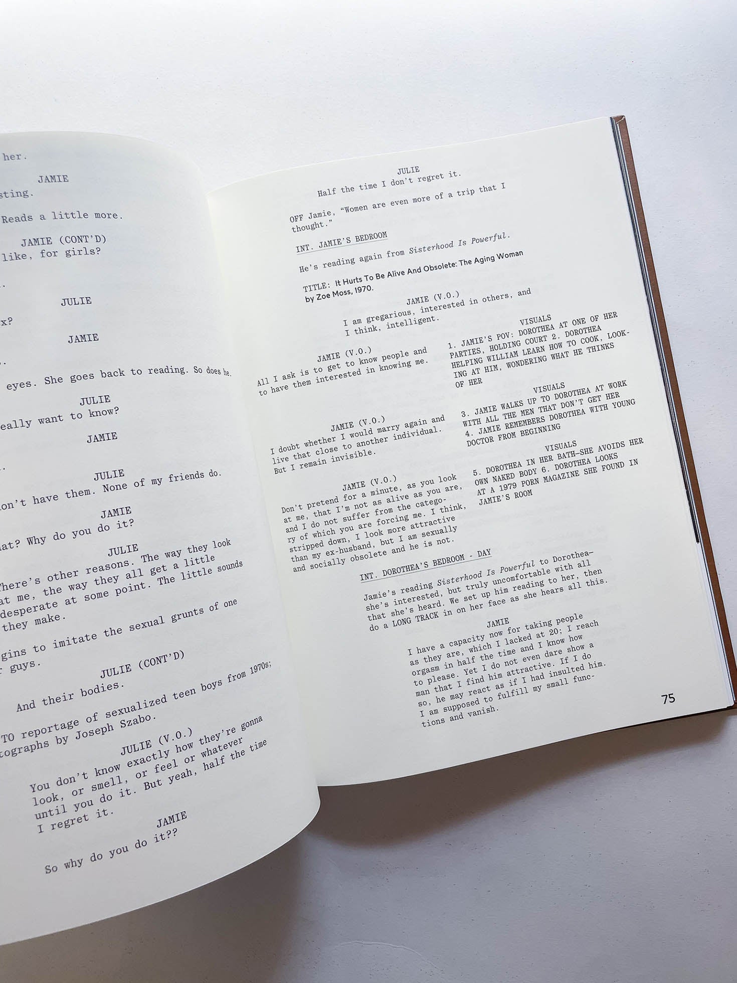 20TH CENTURY WOMEN SCREENPLAY BOOK / Mike Mills