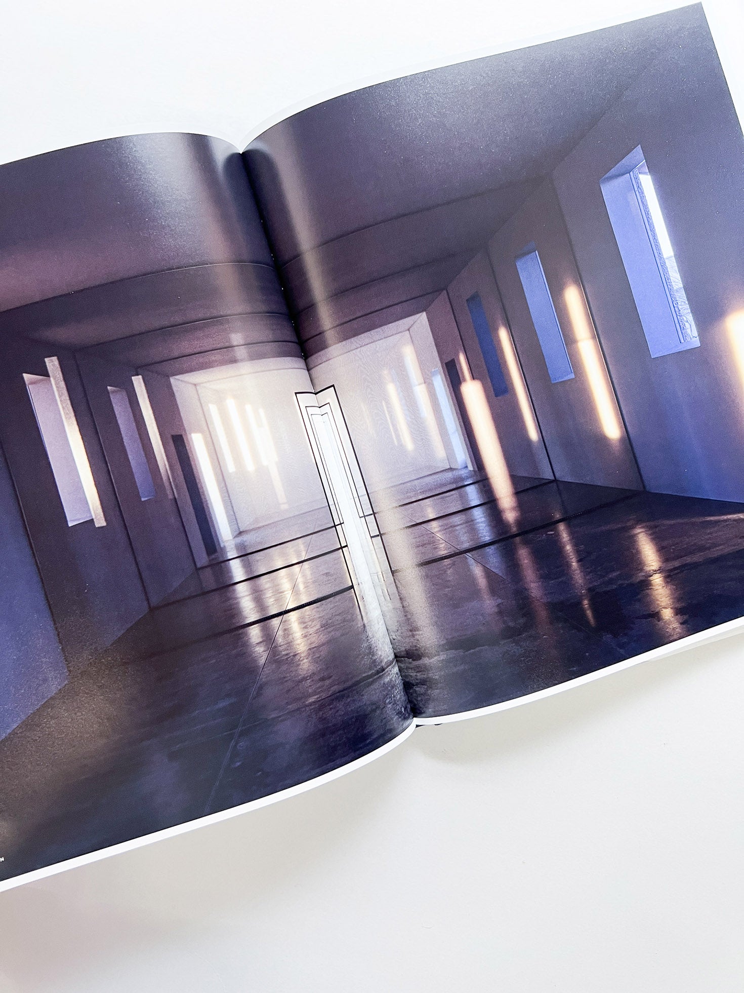 CHINATI: THE VISION OF DONALD JUDD [SECOND EDITION] - 本屋青旗 Ao