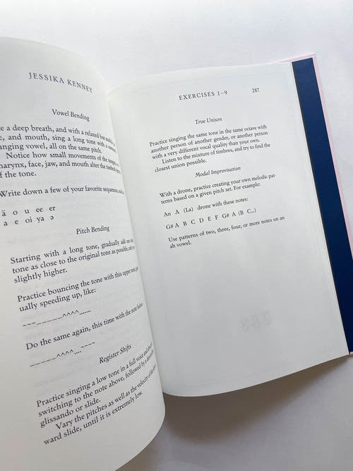 MIDSOMMAR SCREENPLAY BOOK / Ari Aster