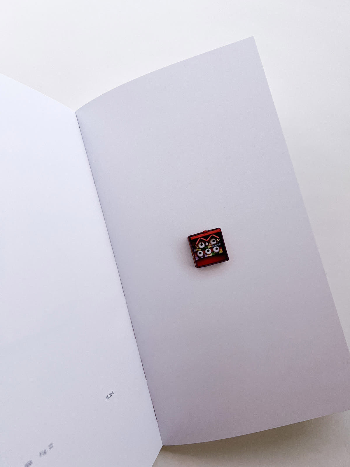 THE BOOK OF HOURS / Frida Escobedo