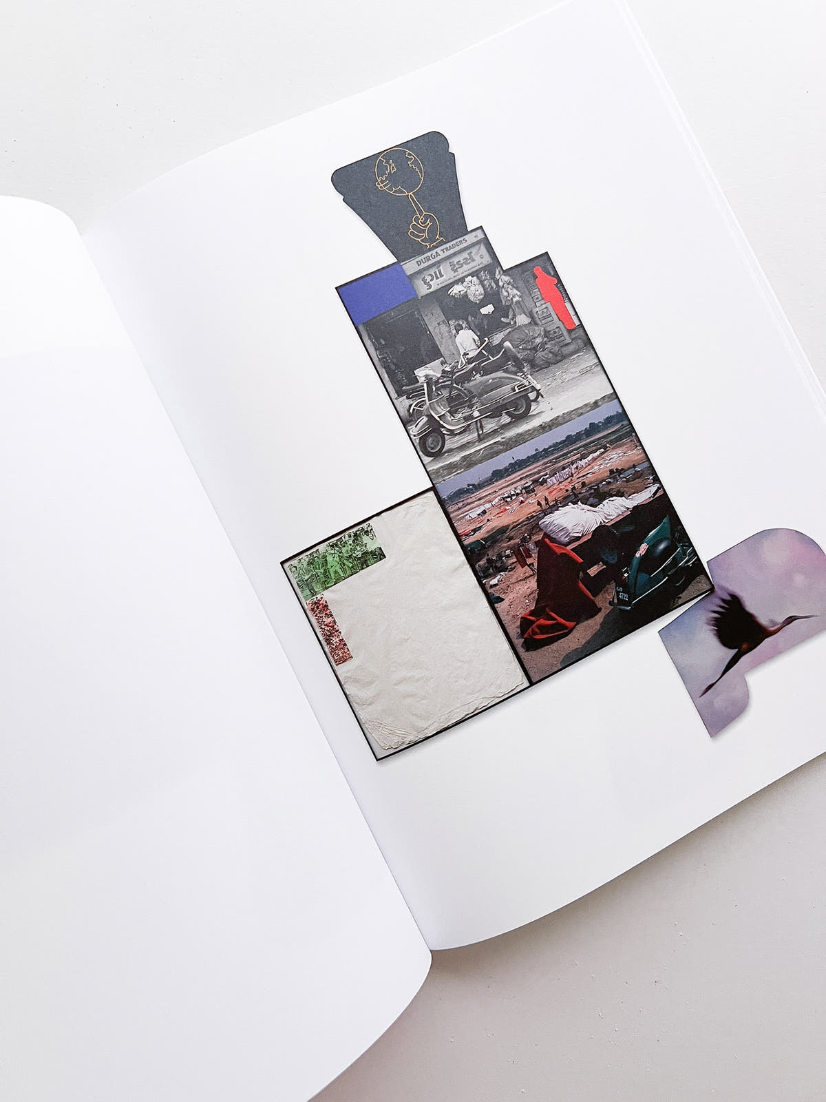 JOHN BALDESSARI: AHMEDABAD 1992 / John Baldessari