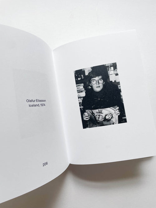 Artists at 5 / Ryan Gander