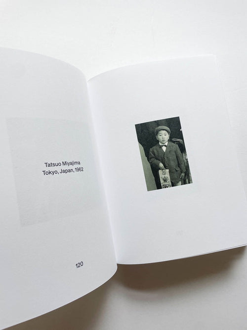 Artists at 5 / Ryan Gander